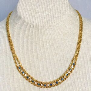 💎Dainty Choker Necklace Gold Tone Spiral Chain Interwined Tiny Rhinestones Bib